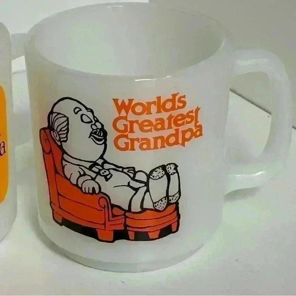 Set of 2 vintage Glasbake milk glass  coffee mugs for grandma and grandpa - Picture 3 of 12